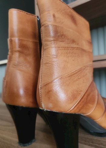 Taba Hakiki Deri Kadın Topuklu Bot - Görsel 6