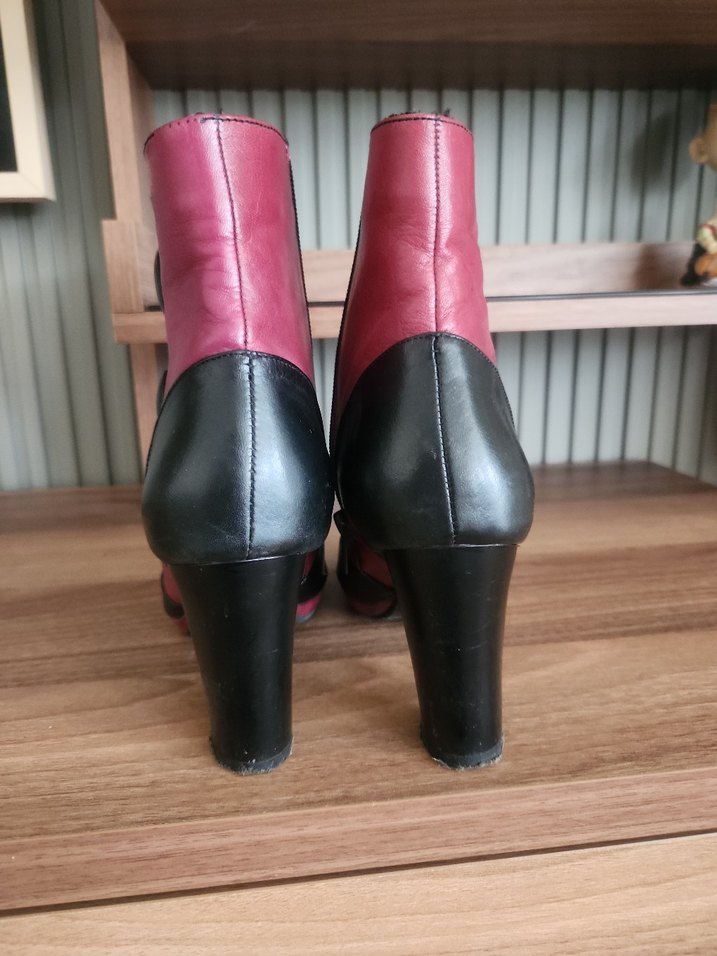 Kemer Detaylı Hakiki Deri Kadın Bot - Görsel 4