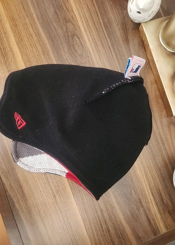 Desenli Kırmızı Gri Erkek Bere - Görsel 3