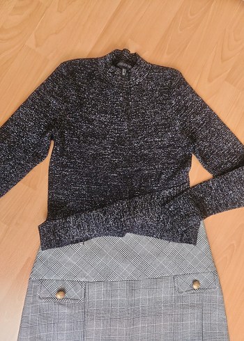 Siyah Dik Yaka Uzun Kollu Kadın Kazak - Görsel 7