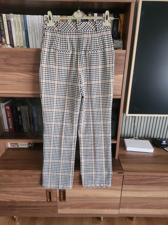 Kadın Bej Kareli Kumaş Pantolon - Görsel 2