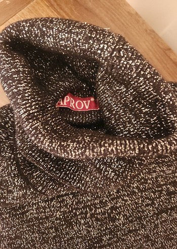 Siyah Boğazlı Kolsuz Triko Kadın Kazak - Görsel 2