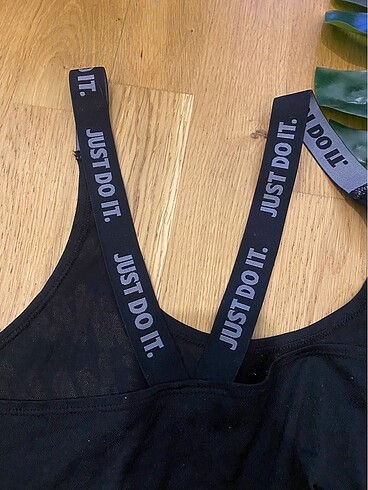 s Beden siyah Renk Nike atlet orjinal S beden sırt dekolteli