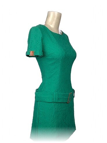 Vintage Love PreLoved Kısa Elbise %70 İndirimli.