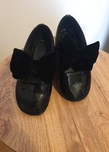 Zara Kız Çocuk Siyah Fiyonklu Ayakkabı - Görsel 4