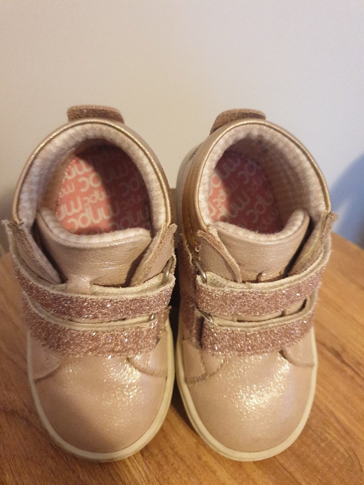 Kız Çocuk Parlak Bej Cırt Cırtlı Spor Ayakkabı - Görsel 2