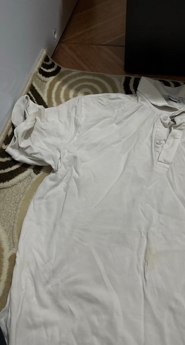 Erkek Beyaz Kısa Kollu Keten Polo Tişört hafif lekeli - Görsel 2