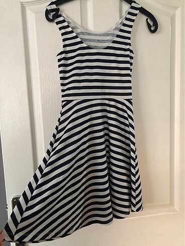 H&M HM marka min elbise