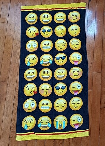 Emojili plaj havlusu 