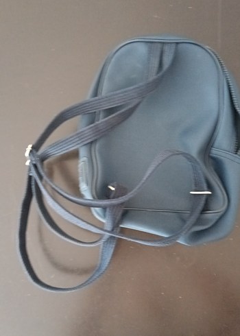 Lacoste Lacivert suni Deri Kadın Postacı Çantası