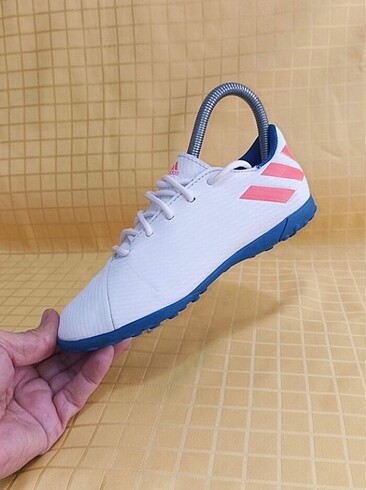 Adidas halı saha 35