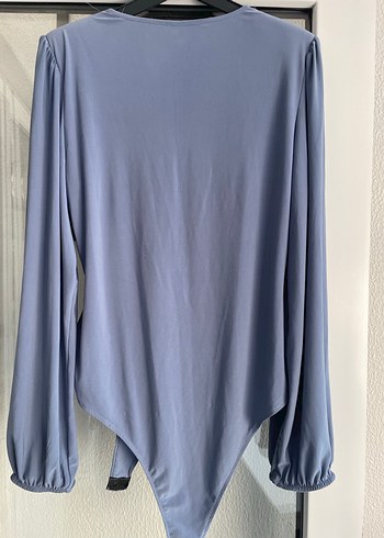 Gri V Yaka Uzun Kollu Kadın Bluz - Görsel 2