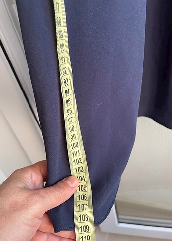 Dökümlü Uzun Lacivert Etek - Görsel 4