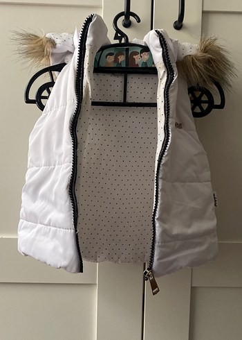 Çocuk Beyaz Kürklü Yelek - Görsel 2