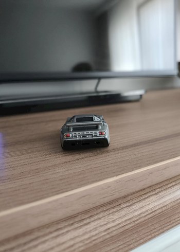 94 Bugatti EB110 S