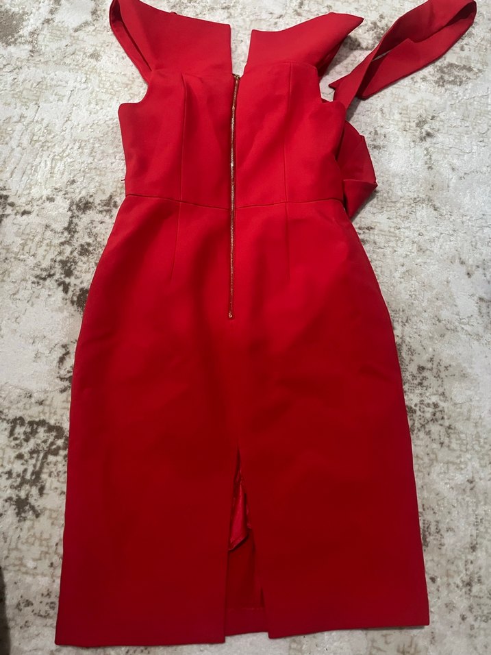 Kırmızı V Yakalı Kemerli Midi Abiye Elbise - Görsel 3