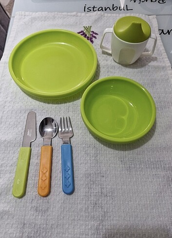 Ikea bebek çatal kaşık bıçak takımı, düz ve çukur tabak , suluk 