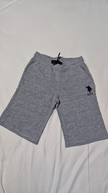 Kız çocuk 4/5 yaş U.S. Polo bermuda / kapri