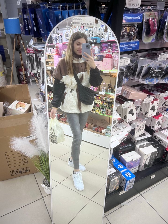 Kadın peluş yelek - Görsel 2