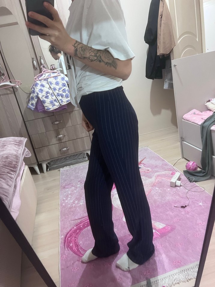 Gri Düğmeli Rahat Kesim Kadın Kumaş Pantolon - Görsel 5