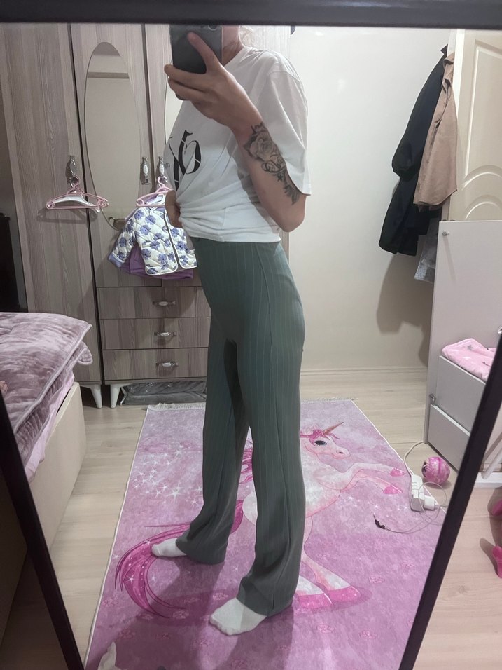 Gri Düğmeli Rahat Kesim Kadın Kumaş Pantolon - Görsel 2