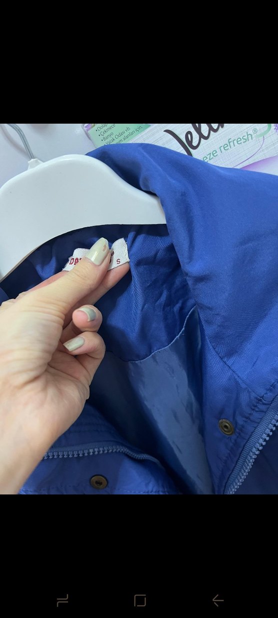 Kadın Mavi Kemerli Midi Yağmurluk - Görsel 2