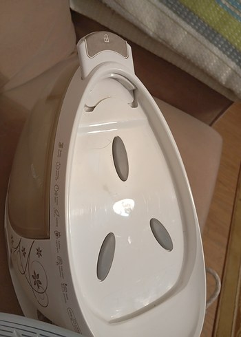 Philips Beyaz Kazan li ütü - Görsel 4