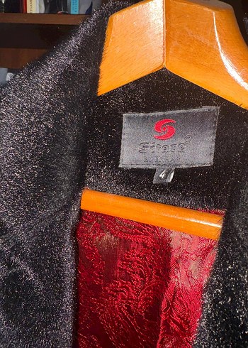 siyah Uzun Kollu Peluş Kadın Kaban - Görsel 2