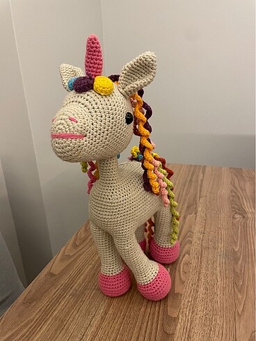 Beden Renk Amigurumi poni at