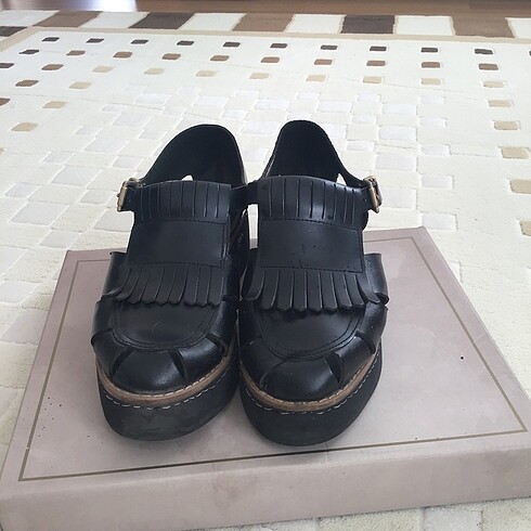 37 Beden siyah Renk Sandalet
