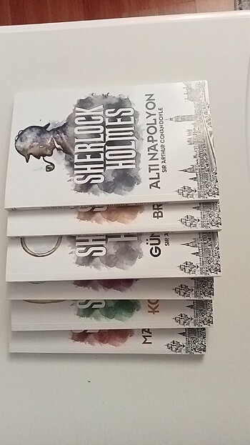  Sherlock Holmes serisi