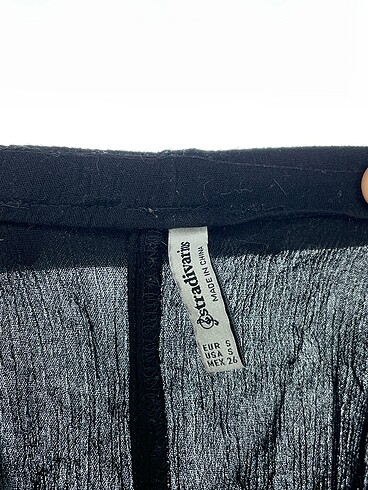 s Beden siyah Renk Stradivarius Mini Şort %70 İndirimli.