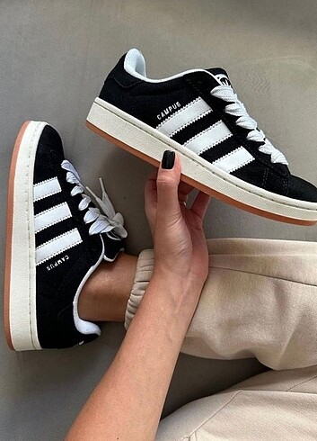 37 Beden siyah Renk Adidas 