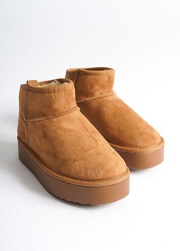 Ugg Ugg platform 