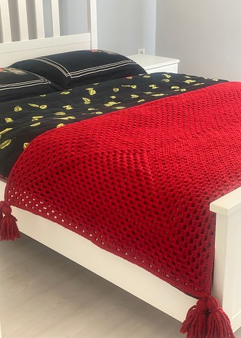 Kırmızı Örgü Battaniye - Görsel 2