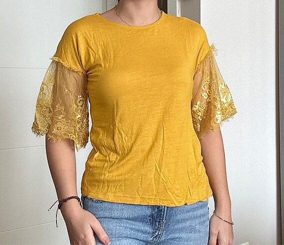 Sarı dantelli bluz