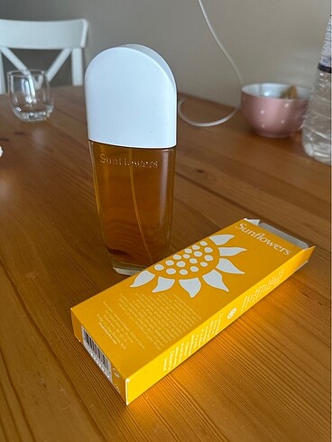 Beden Sunflowers elizabeth arden parfüm