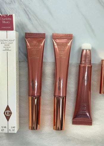 Charlotte Tilbury Glowgasm Aydınlatıcı 12ml