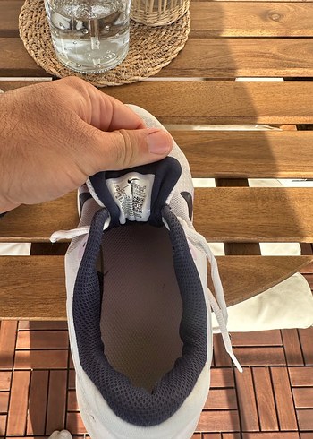 Beyaz Gri Spor Ayakkabı Velcro Detaylı Nike kız çocuk ayakkabı - Görsel 8