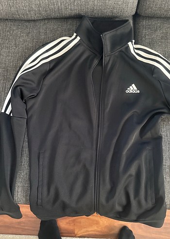Adidas m