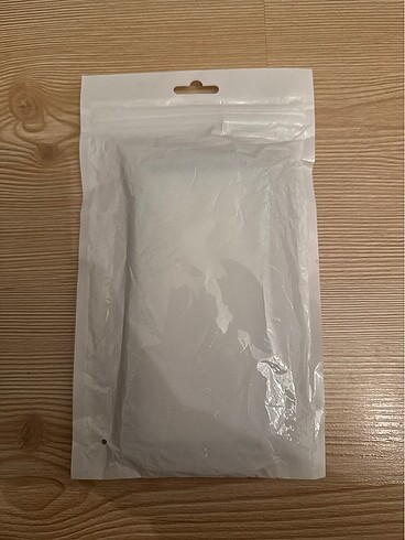 İphone 14 15 pro kalın silikon haki kılıf - Görsel 2