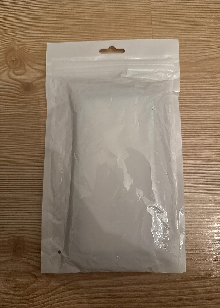 İphone 14 15 pro kalın silikon haki kılıf - Görsel 2