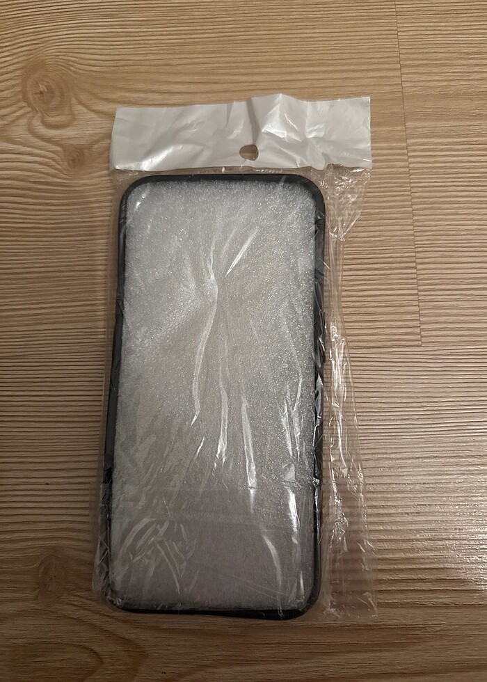 İphone 14 15 pro kalın silikon siyah kılıf - Görsel 2