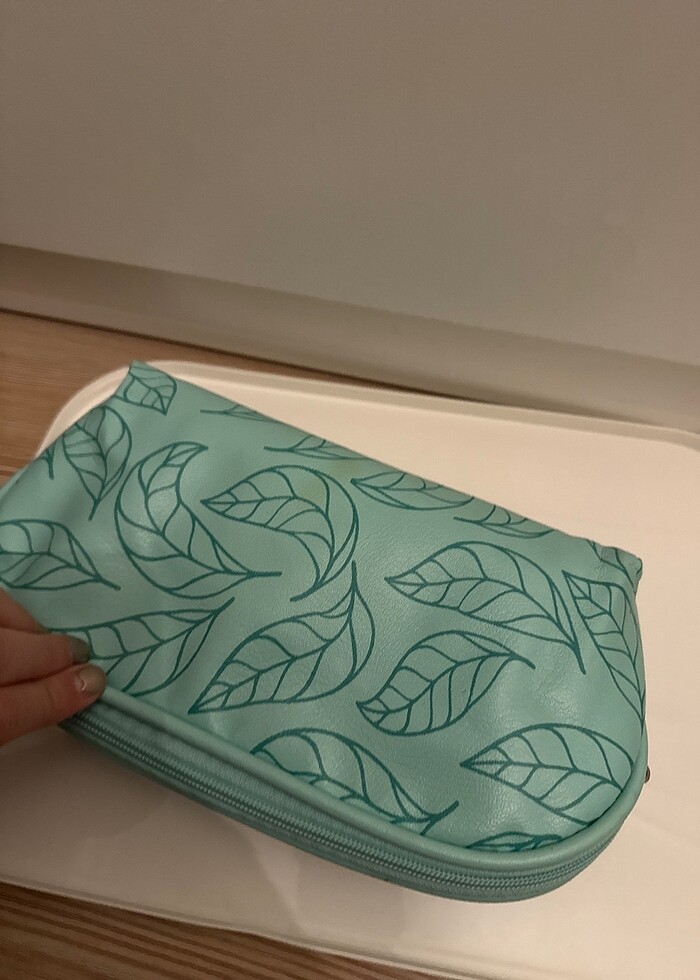 La roche posay akyaj çantası büyük mavi - Görsel 3