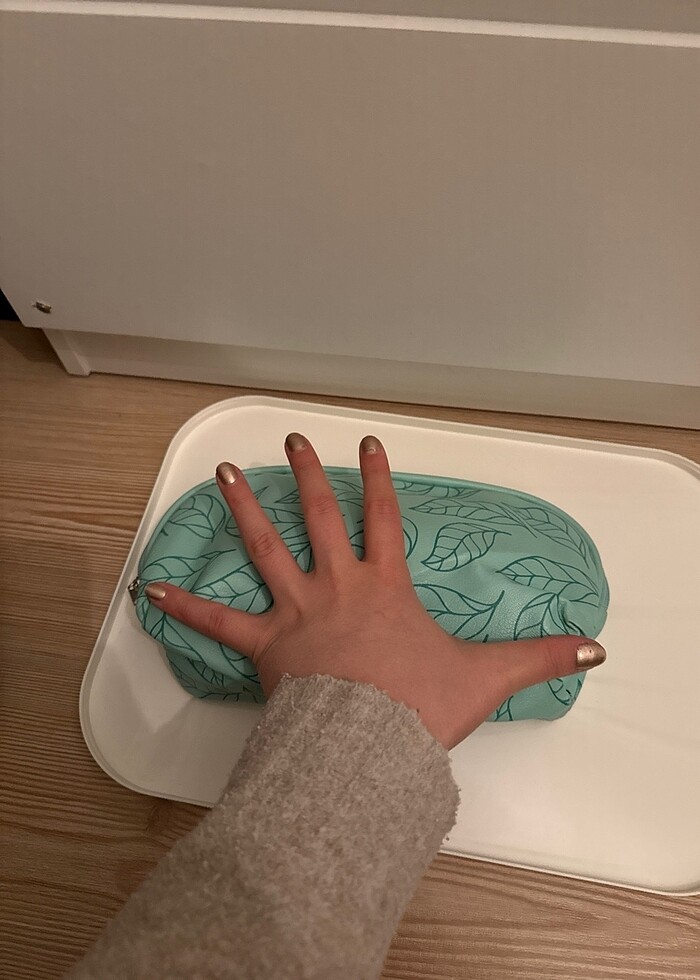 La roche posay akyaj çantası büyük mavi - Görsel 4