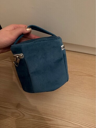 La Roche Posay makyaj çantası - Görsel 2