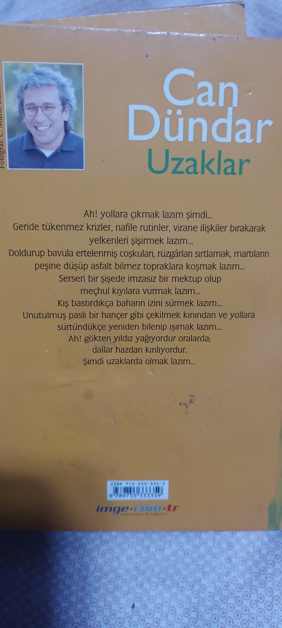 Can Dündar Uzaklar Rozeti - Görsel 2