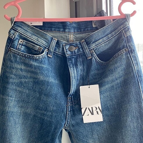 36 Beden mavi Renk Zara Orta Bel Straight Fit Jean