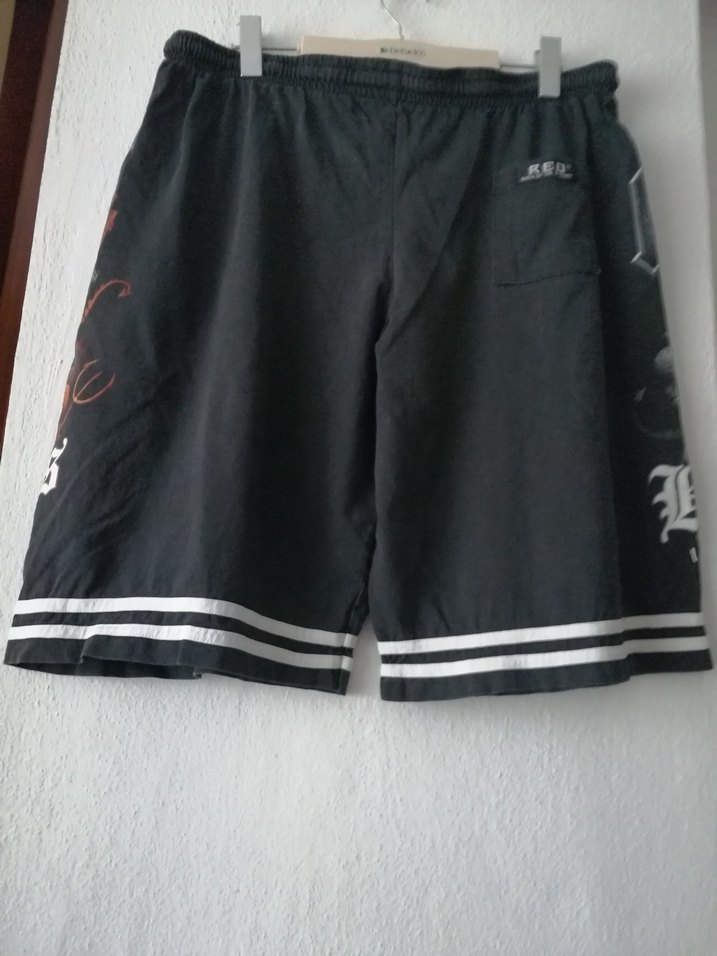 Siyah Baskılı Rock Punk Erkek Şort - Görsel 2