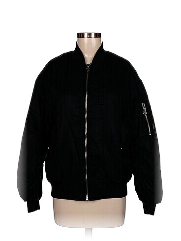 Bershka Mont %70 İndirimli.